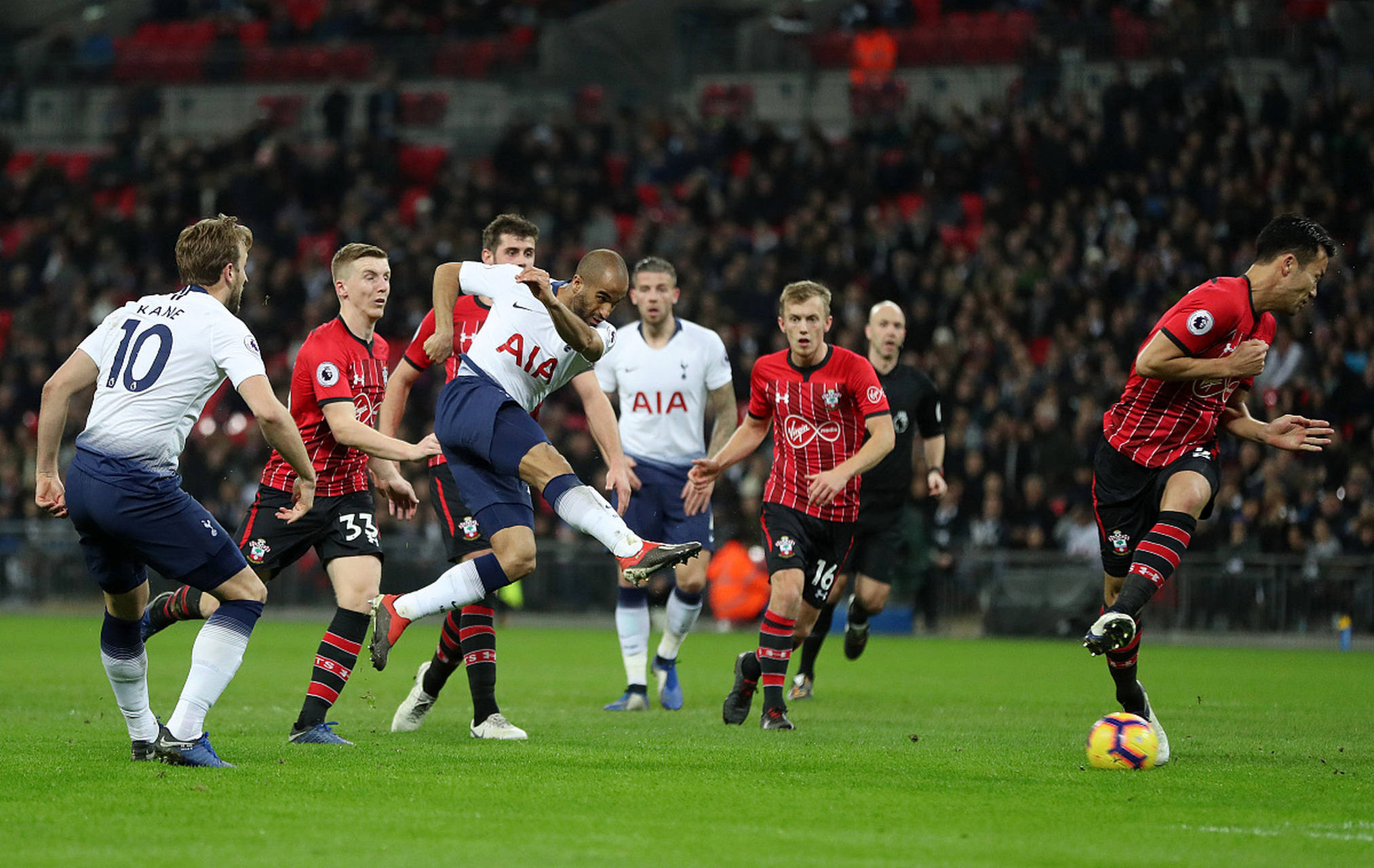 据内部人士 据内部人士